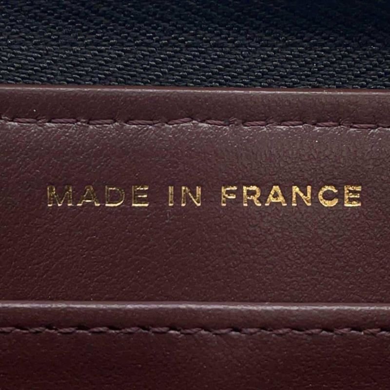 シャネル 長財布 クラシック ロング ジップ ウォレット ココマーク マトラッセ キャビアスキン AP0242 CHANEL 黒