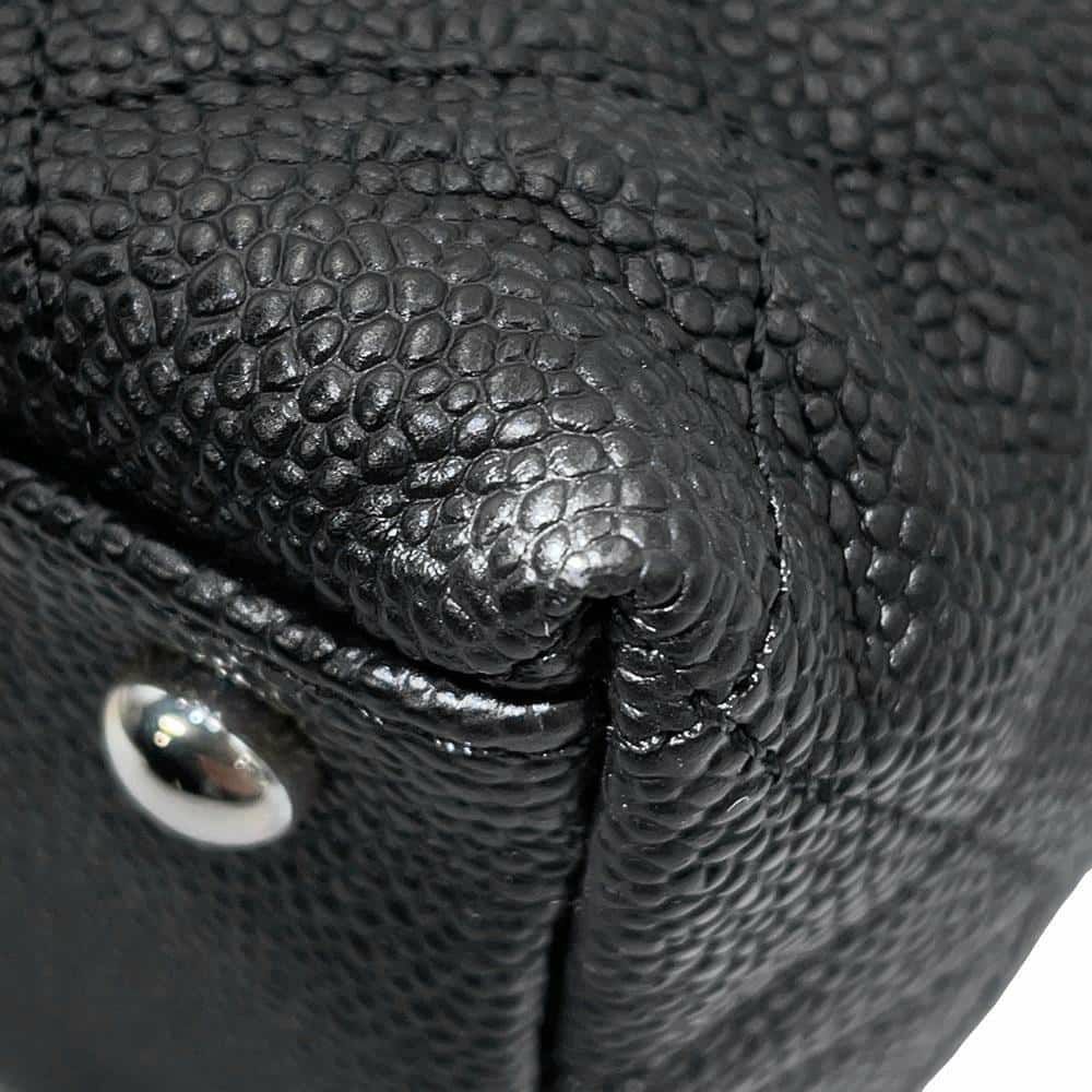 シャネル チェーンショルダーバッグ ココマーク マトラッセ ホーボーバッグ A66802 CHANEL 黒