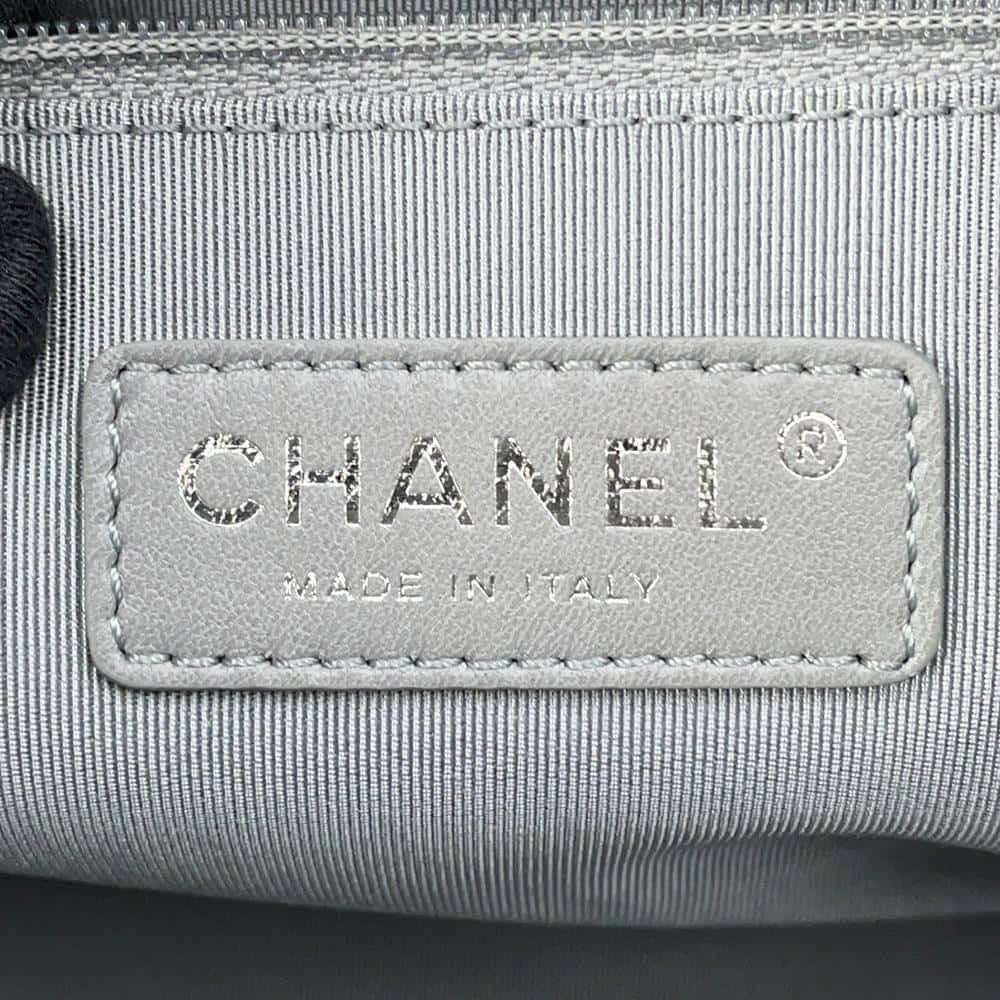 シャネル チェーンショルダーバッグ ココマーク マトラッセ ホーボーバッグ A66802 CHANEL 黒