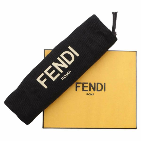 フェンディ 三つ折り財布 ピーカブー マイクロ レザー 8M0426 FENDI