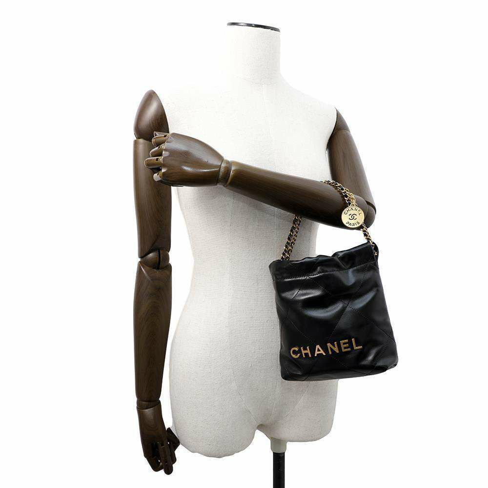 シャネル ハンドバッグ CHANEL 22 ミニ ココマーク シャイニーカーフレザー AS3980 CHANEL 2wayショルダーバッグ 黒