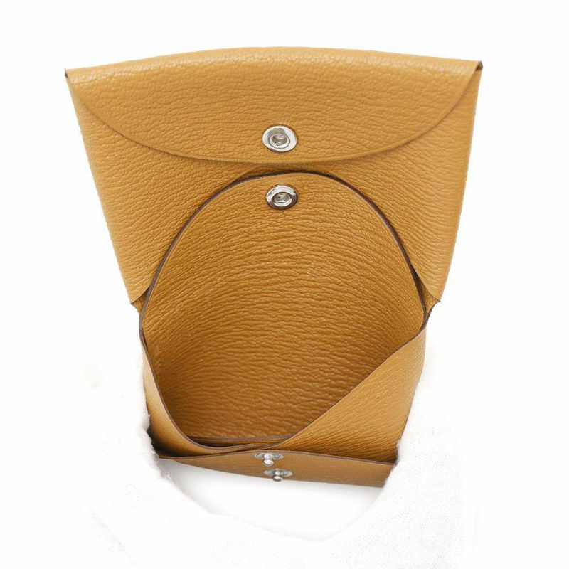 エルメス コインケース カルヴィ デュオ キャラメル/シルバー金具 シェブルミゾル W刻印 シェーブル
