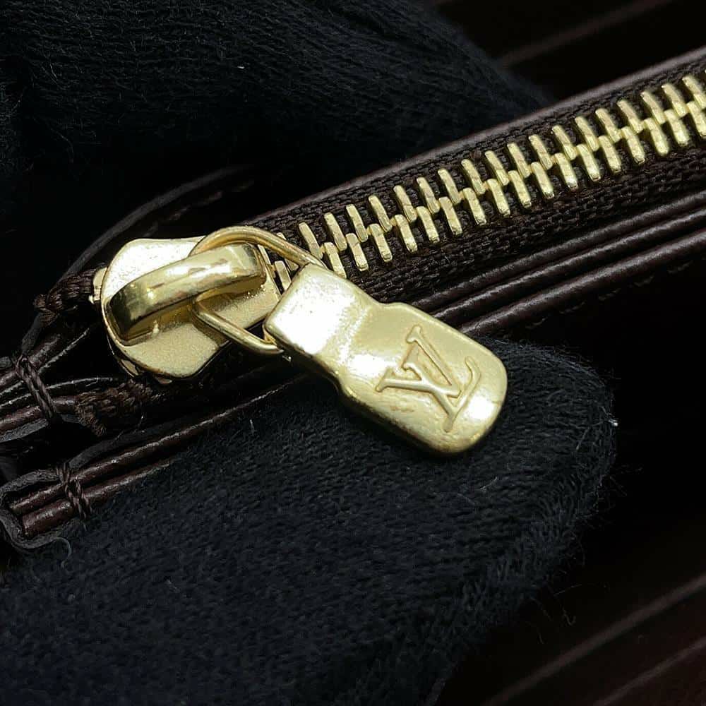 ルイヴィトン 長財布 ダミエ・エベヌ ジッピー・ウォレット N41661 LOUIS VUITTON