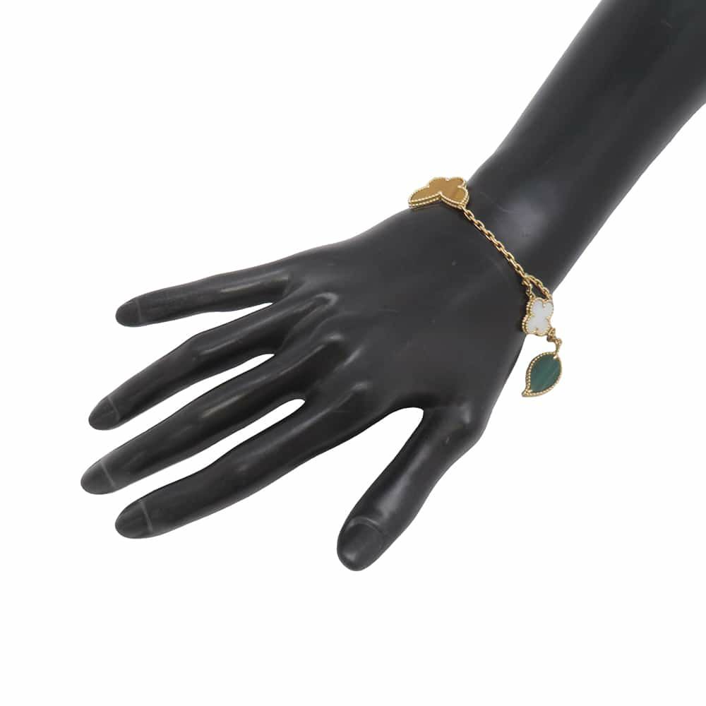 ヴァンクリーフ&アーペル ブレスレット ラッキー アルハンブラ 4モチーフ カーネリアン タイガーズアイ マザーオブパール マラカイト K18YG