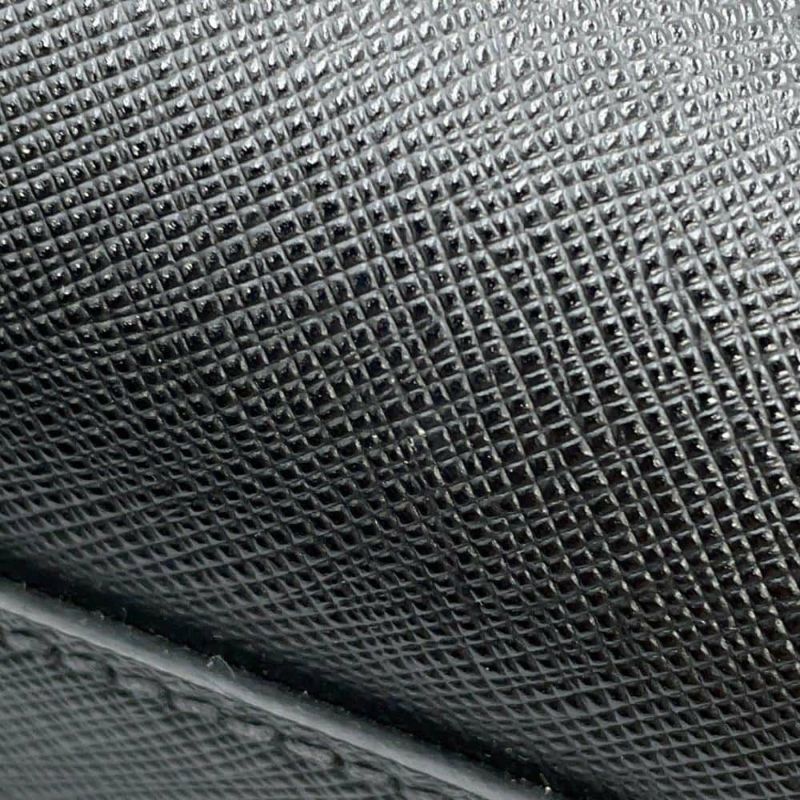 プラダ トートバッグ トライアングルロゴ サフィアーノレザー 2VG039 PRADA 黒