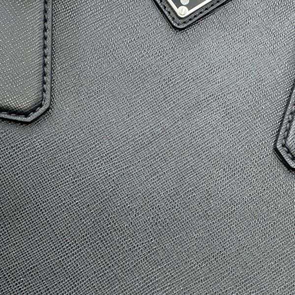 プラダ トートバッグ トライアングルロゴ サフィアーノレザー 2VG039 PRADA 黒