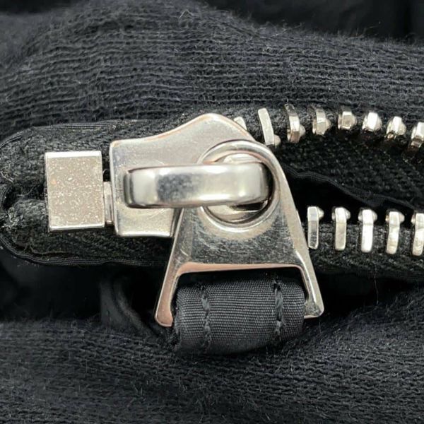 ボッテガヴェネタ ショルダーバッグ パデッド テック カセット ミディアム ナイロン 749878 BOTTEGA VENETA 黒