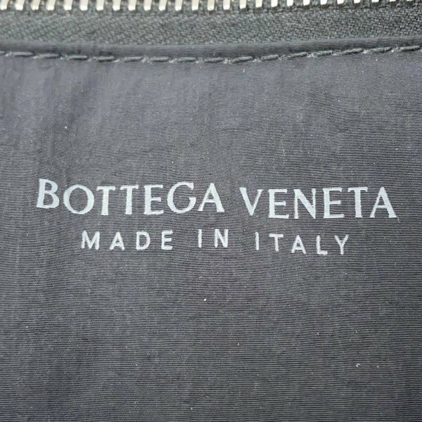 ボッテガヴェネタ ショルダーバッグ パデッド テック カセット ミディアム ナイロン 749878 BOTTEGA VENETA 黒