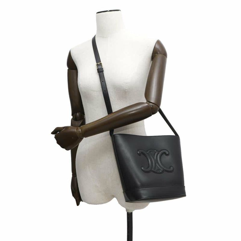 セリーヌ ショルダーバッグ スモール バケット キュイル トリオンフ カーフレザー 198243 CELINE 黒