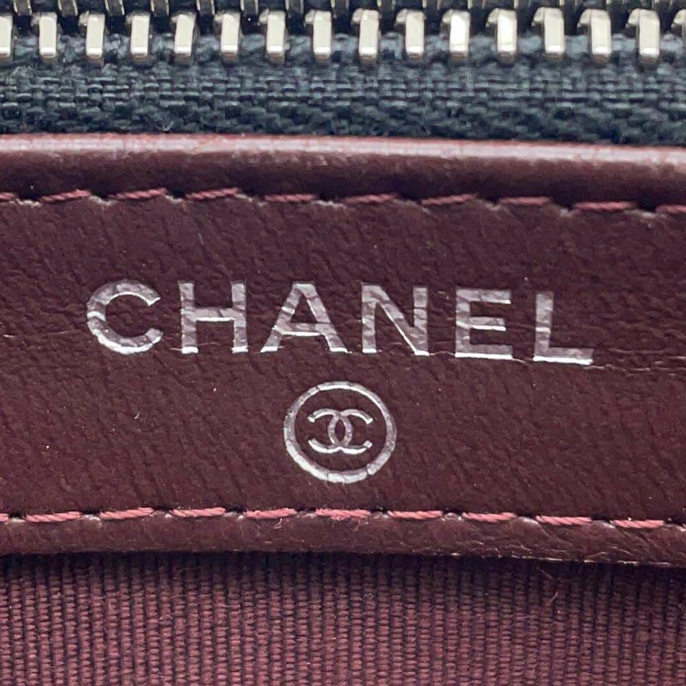 シャネル チェーンウォレット ココマーク マトラッセ ラムスキン A82527 CHANEL ポシェット 財布 黒