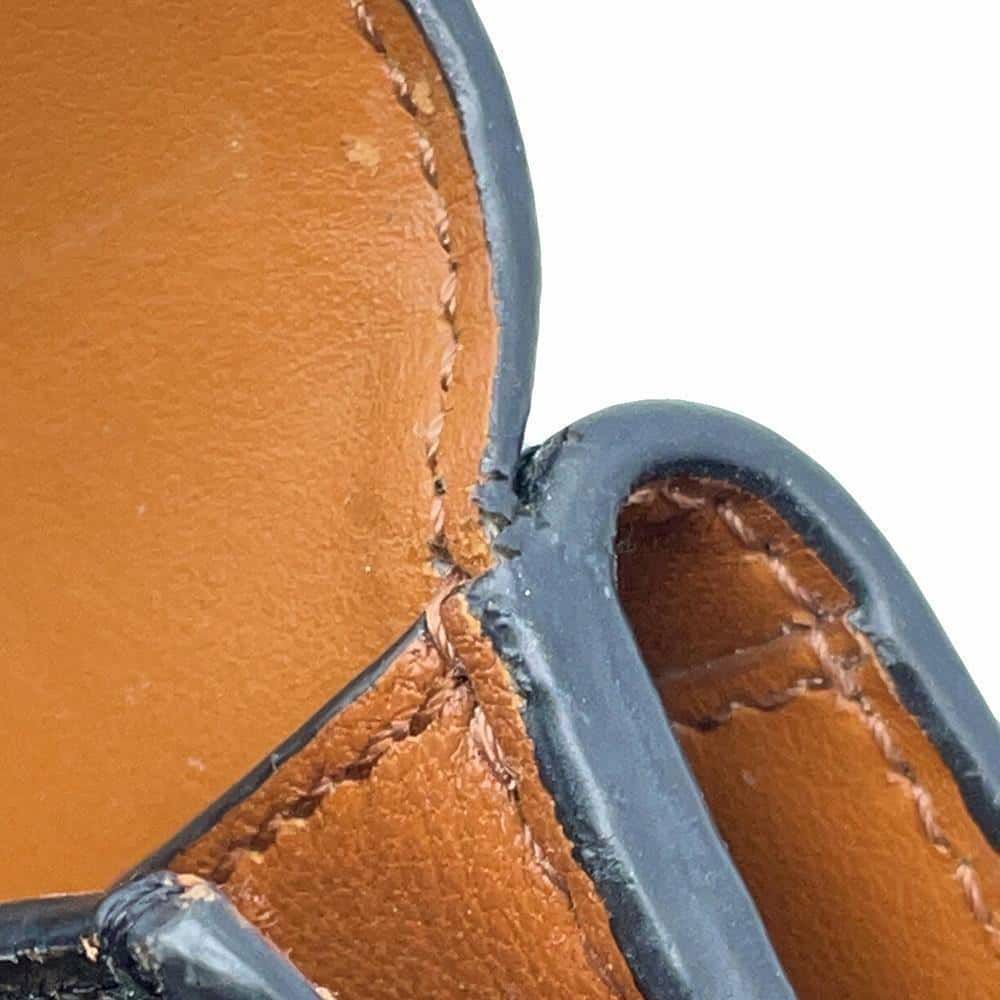 セリーヌ 三つ折り財布 トリオンフ トリフォールドウォレット スモール レザー 10D722BZ9.04LU CELINE 財布 ミニ財布