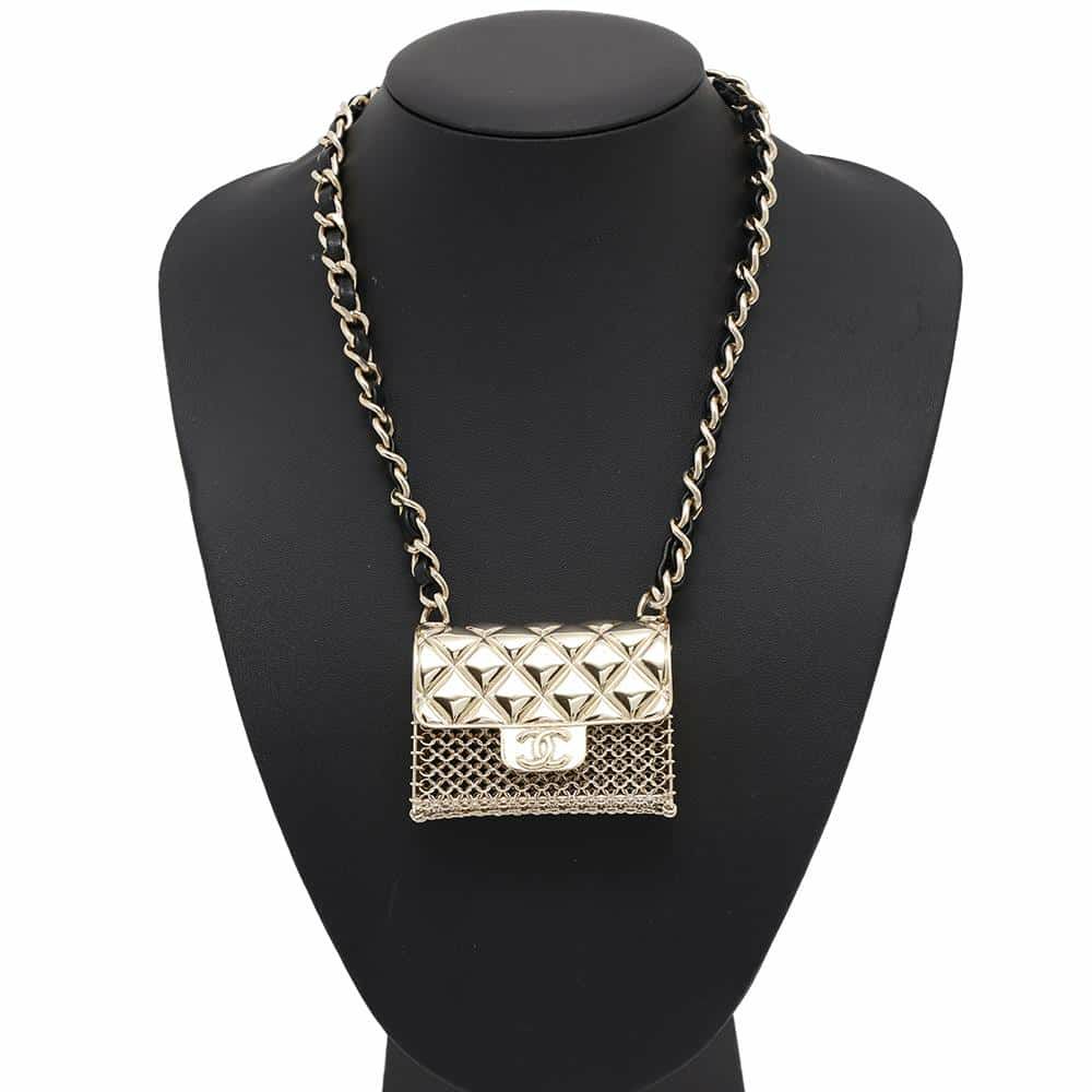 シャネル ネックレス マトラッセ バッグ型 B21 S AB6136 CHANEL チョーカー アクセサリー 黒