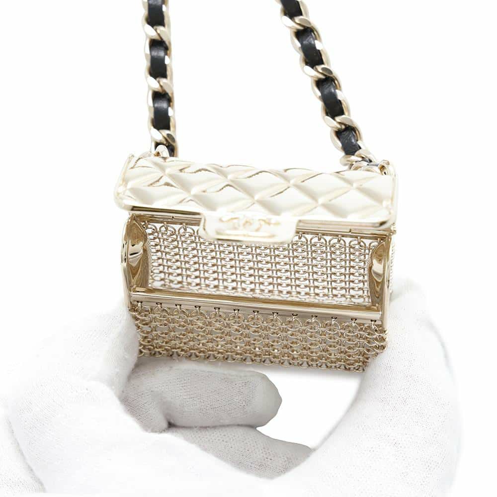 シャネル ネックレス マトラッセ バッグ型 B21 S AB6136 CHANEL チョーカー アクセサリー 黒