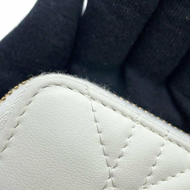 クリスチャン・ディオール コインケース レディディオール ヴォヤージュ スモール ラムスキン S0985ONMJ_M030 財布 白