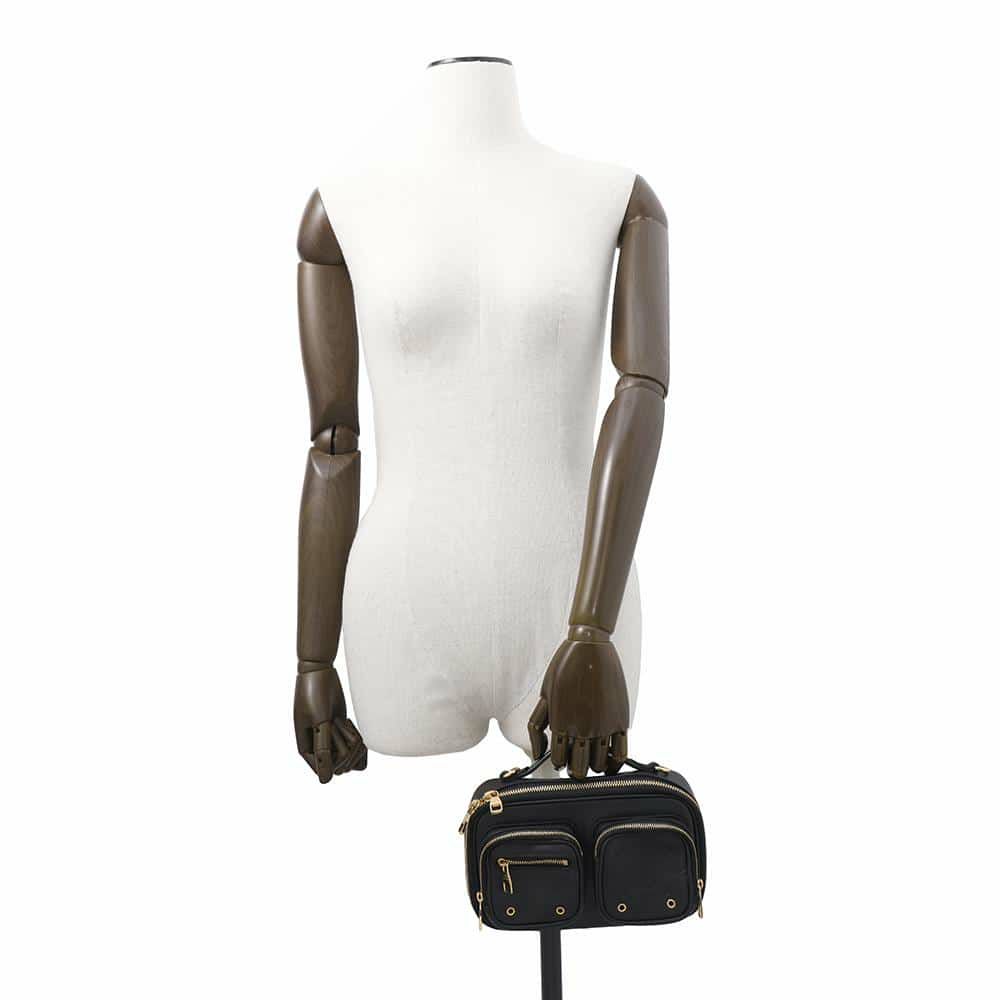 ルイヴィトン ショルダーバッグ カーフレザー ユーティリティ・クロスボディ M80450 LOUIS VUITTON ブラック 黒