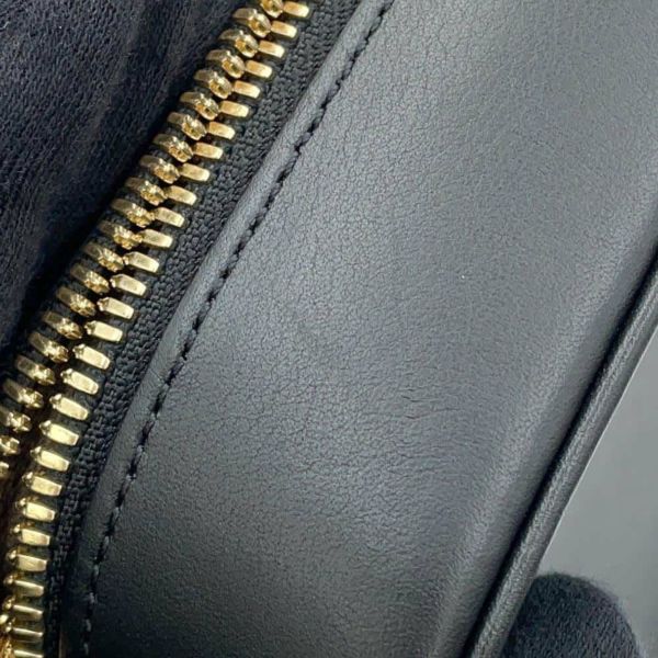 ルイヴィトン ショルダーバッグ カーフレザー ユーティリティ・クロスボディ M80450 LOUIS VUITTON ブラック 黒