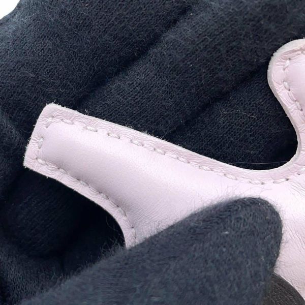 エルメス バッグチャーム ロデオPM ペガサス モーヴペール/エベンヌ/セサミ ラムスキン U刻印