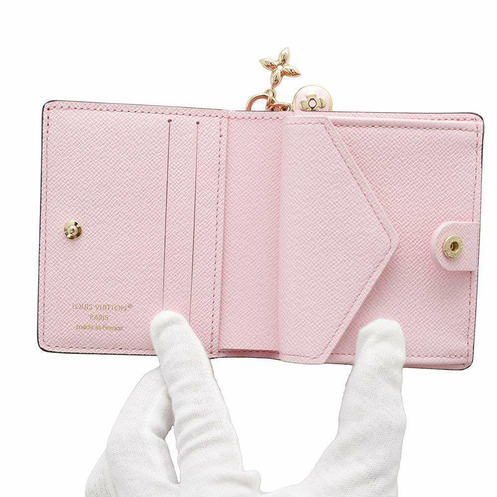 ルイヴィトン 二つ折り財布 モノグラム ポケットウォレット・LV チャーム M14718 コットンキャンディピンク