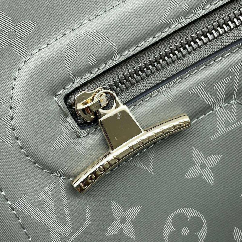 ルイヴィトン リュック モノグラム・チタニウム バックパック GM LOUIS VUITTON バッグ