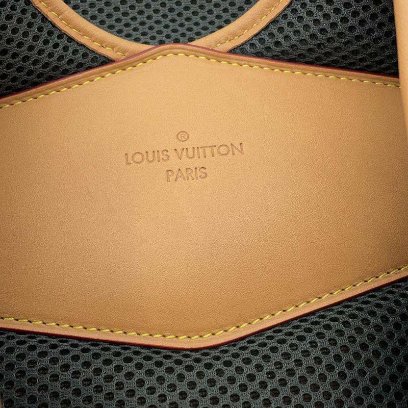 ルイヴィトン リュック モノグラム・チタニウム バックパック GM LOUIS VUITTON バッグ