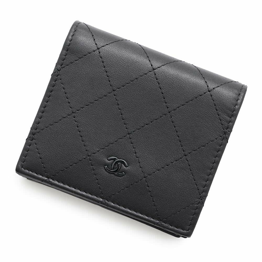 シャネル 二つ折り財布 ココマーク マトラッセ スモールウォレット 
