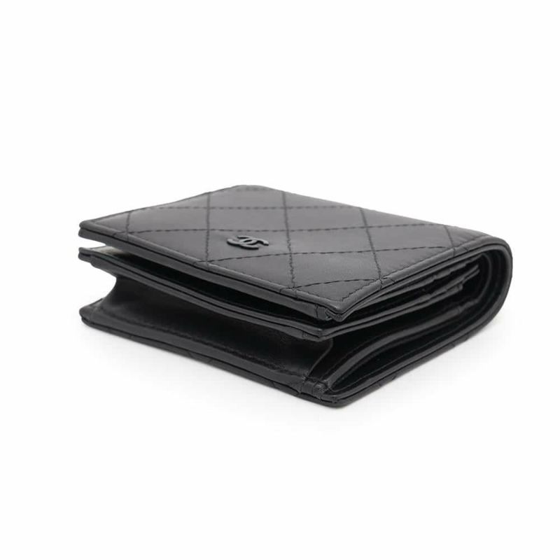 シャネル 二つ折り財布 ココマーク マトラッセ スモールウォレット AP4381 CHANEL 黒