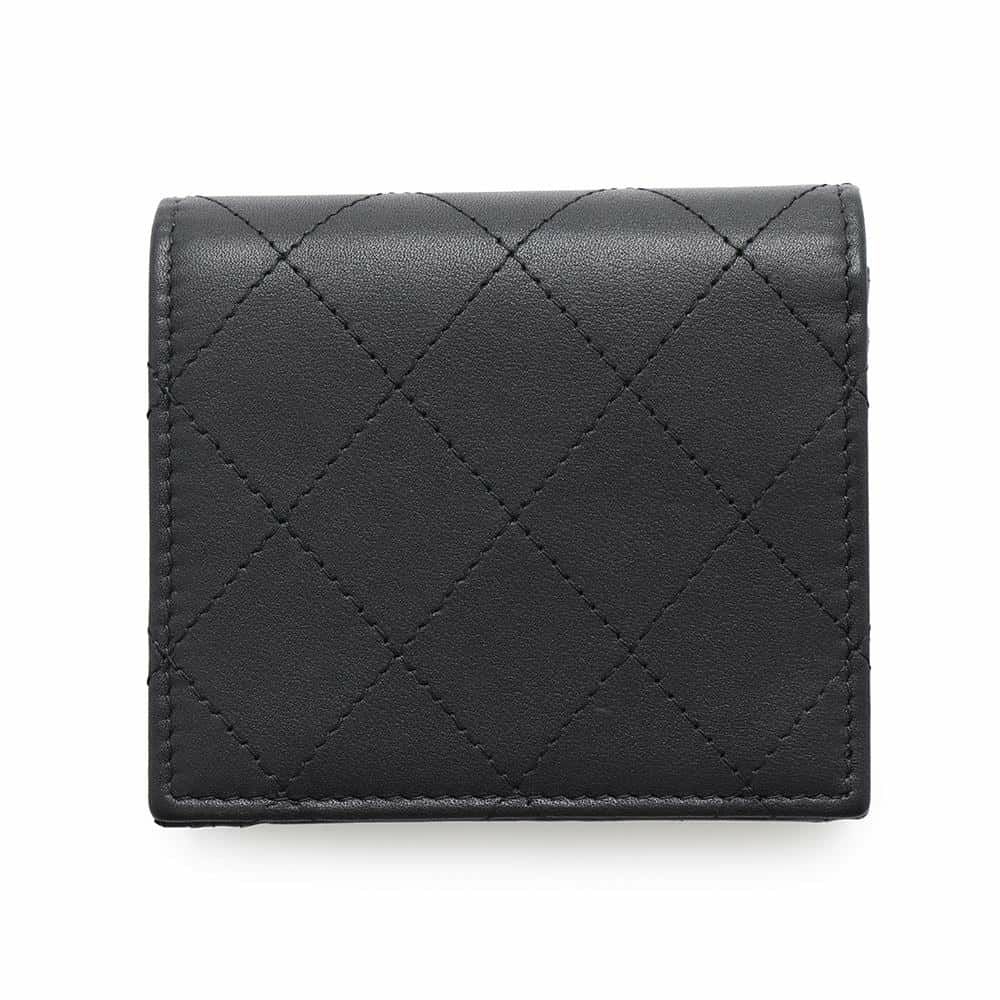 シャネル 二つ折り財布 ココマーク マトラッセ スモールウォレット AP4381 CHANEL 黒