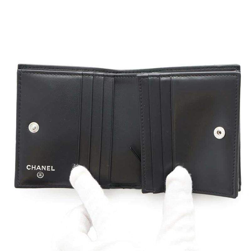 シャネル 二つ折り財布 ココマーク マトラッセ スモールウォレット AP4381 CHANEL 黒