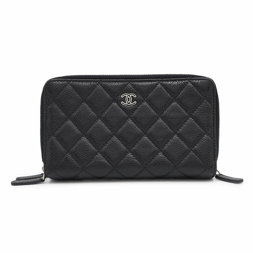 シャネル ポーチ マトラッセ ココマーク トリプルファスナー ソフトキャビアスキン CHANEL 黒