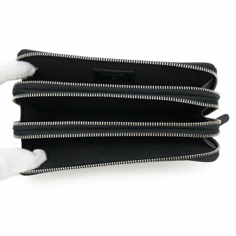 シャネル ポーチ マトラッセ ココマーク トリプルファスナー ソフトキャビアスキン CHANEL 黒