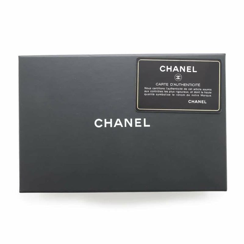 シャネル ポーチ マトラッセ ココマーク トリプルファスナー ソフトキャビアスキン CHANEL 黒