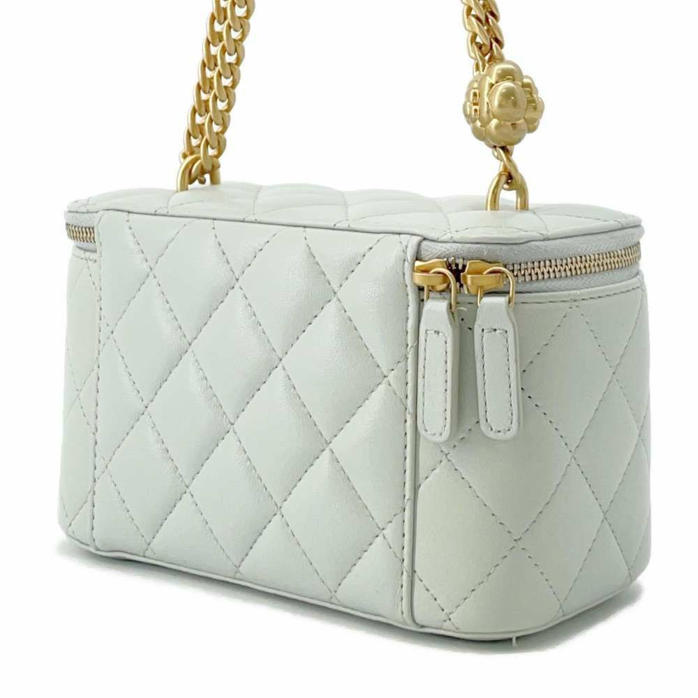 シャネル チェーンショルダーバッグ マトラッセ ココマーク カメリアチェーン バニティ ラムスキン AP3301 CHANEL ヴァニティ