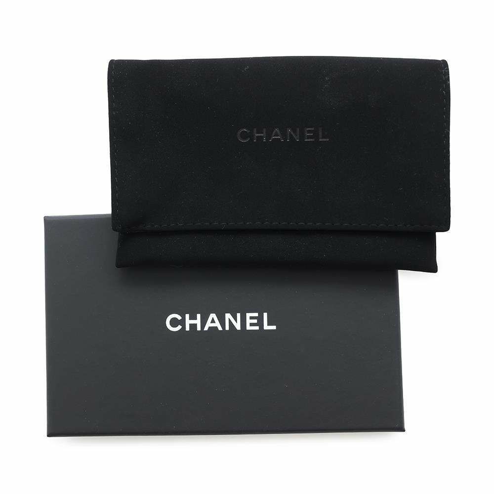 シャネル カードケース マトラッセ ココマーク キャビアスキン AP3188 CHANEL 定期入れ 名刺入れ 白