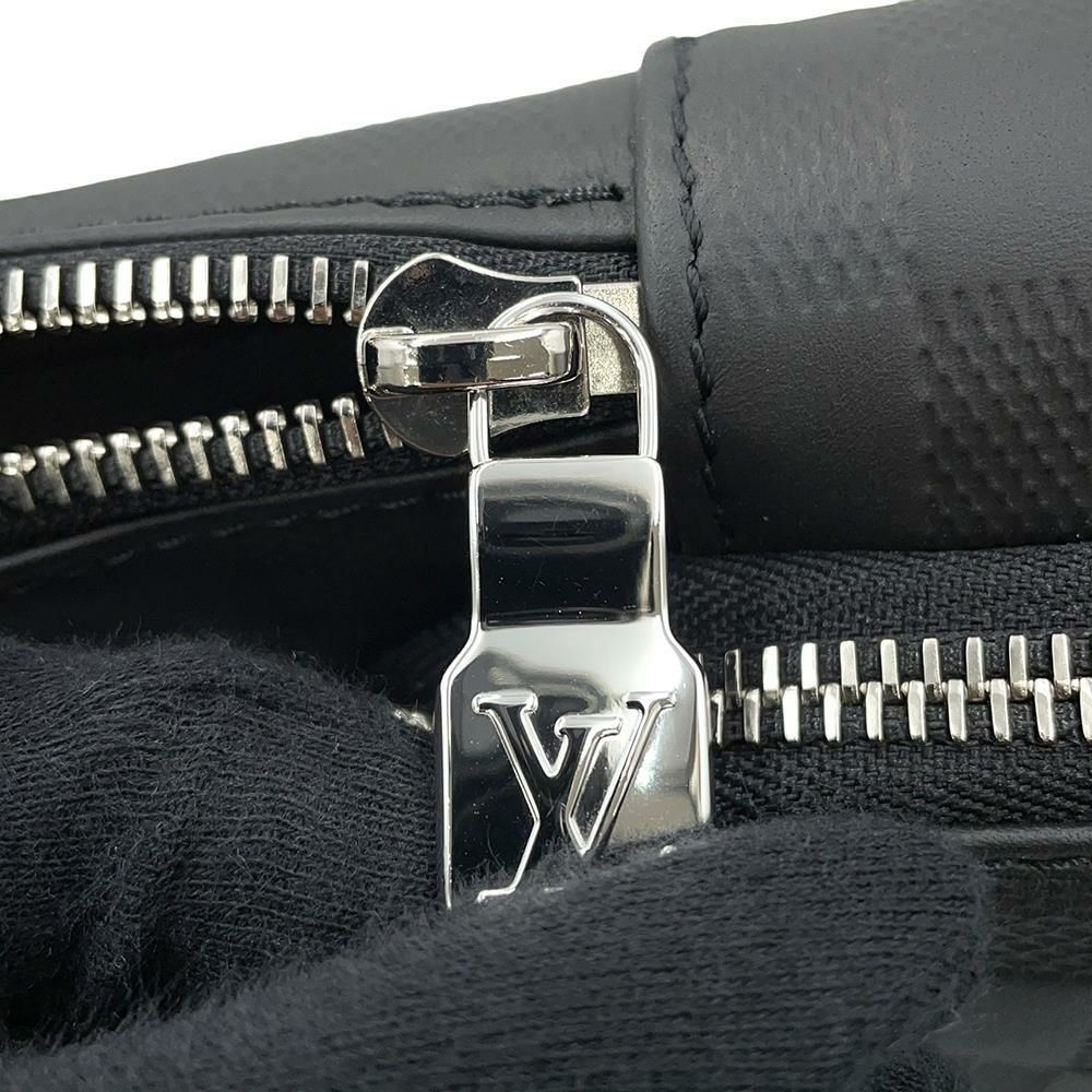 ルイヴィトン ボディバッグ ダミエ・アンフィニ アヴェニュー・スリングバッグ N41720 LOUIS VUITTON 黒 ブラック