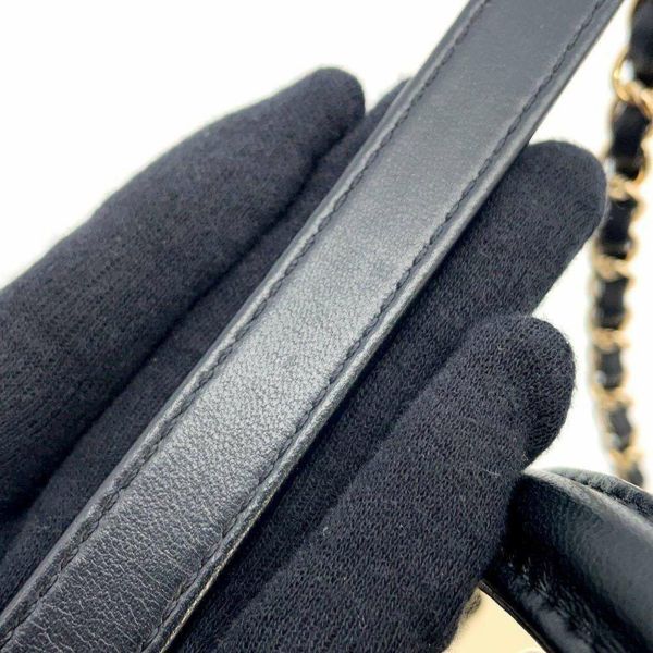 シャネル ハンドバッグ ココマーク マトラッセ ラムスキン