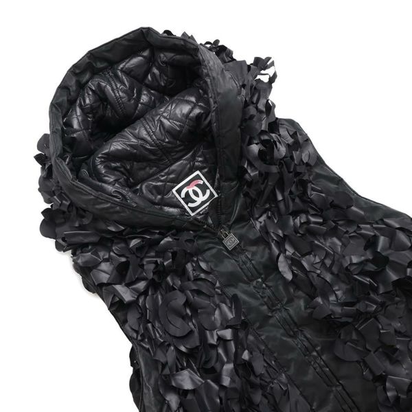CHANEL - シャネル ベスト スポーツライン フード付き ポリウレタン ナイロン レディースサイズ38 P36696 CHANEL 黒 シャネルスポーツ P36 ナイロン×ポリウレタン ベスト 38