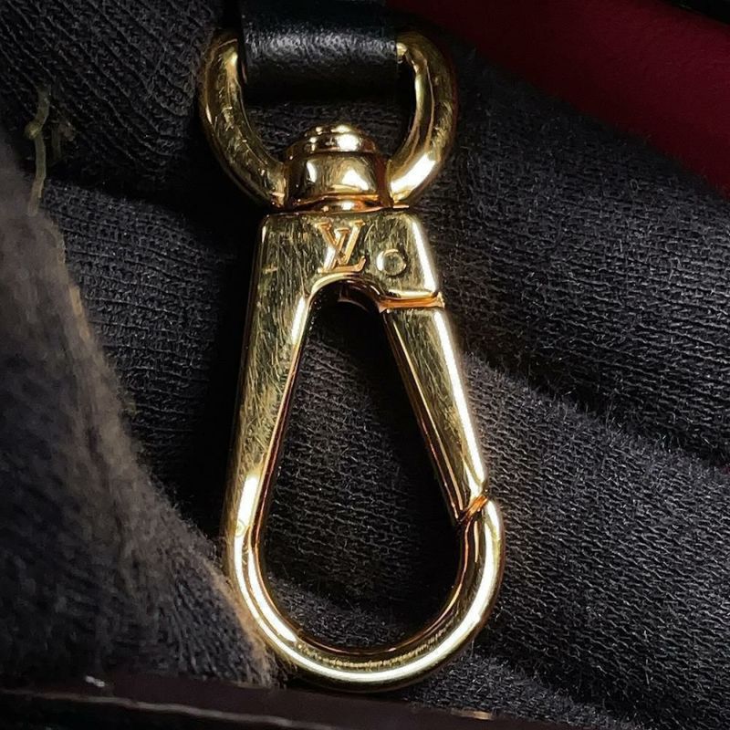 ルイヴィトン ハンドバッグ トリヨンレザー カプシーヌBB M94755 LOUIS VUITTON 2wayショルダーバッグ ブラック 黒