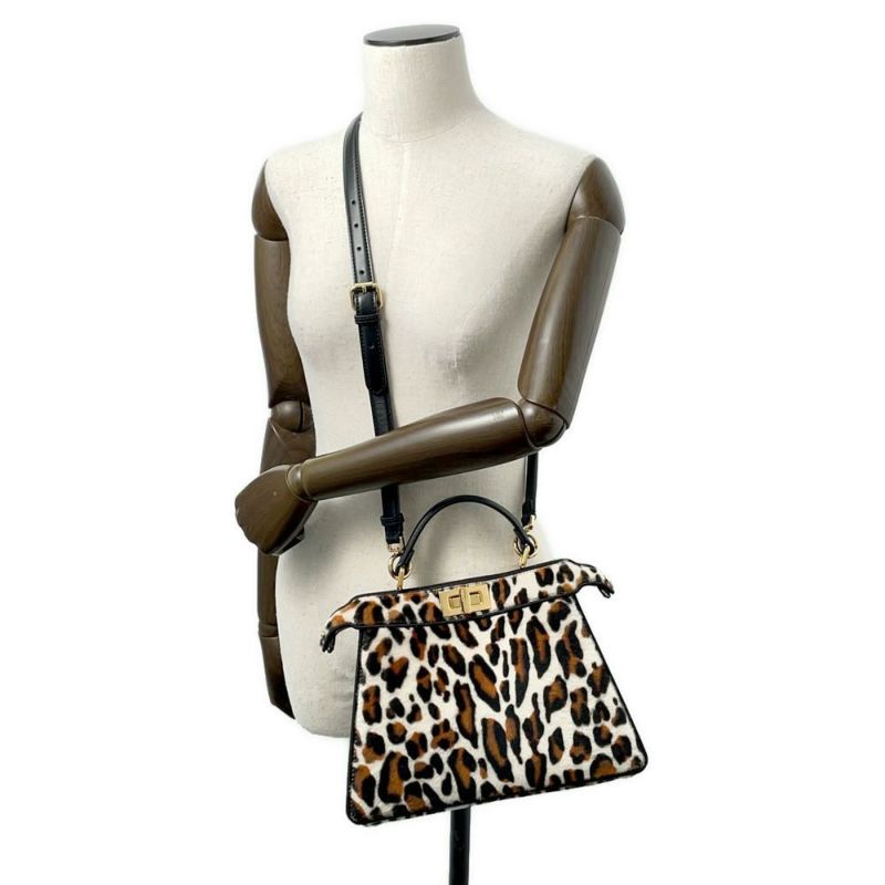 フェンディ ハンドバッグ ピーカブー アイシーユー ISEEU レオパード スモール ハラコ 8BN327 FENDI 2way