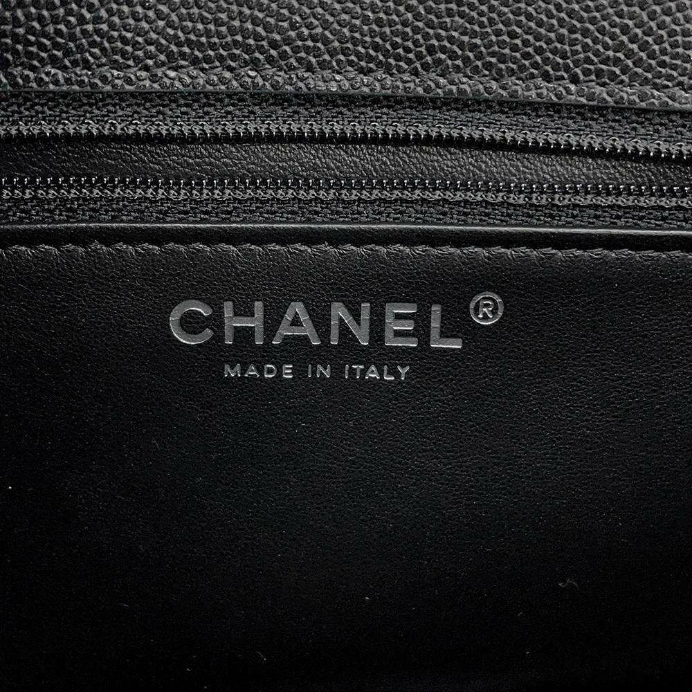 シャネル チェーンショルダーバッグ マトラッセ ココマーク シングルフラップ キャビアスキン AS4405 黒