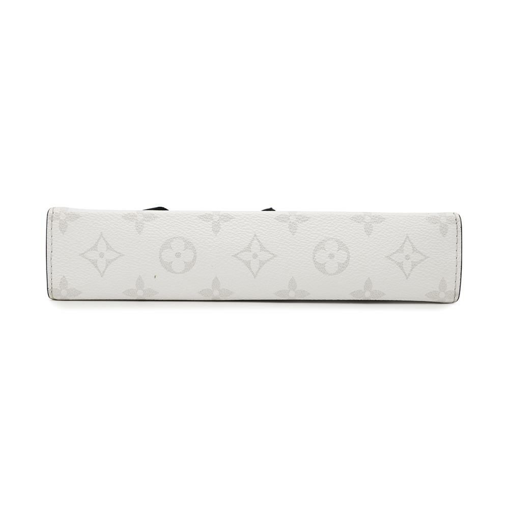 ルイヴィトン ショルダーバッグ モノグラム タイガ ガストン・ウェアラブル ウォレット M30935 LOUIS VUITTON 白