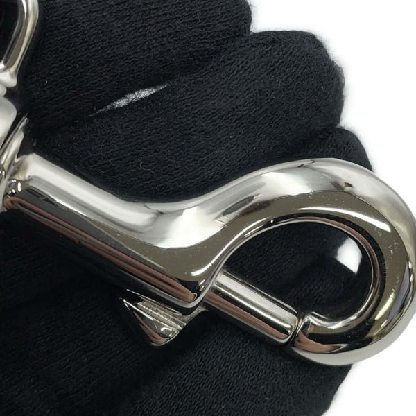 ヴァレンティノ・ガラヴァーニ ショルダーバッグ VLTNロゴ スモール レザー 4Y2B0943WJW VALENTINO 黒