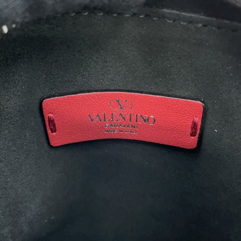 ヴァレンティノ・ガラヴァーニ ショルダーバッグ VLTNロゴ スモール レザー 4Y2B0943WJW VALENTINO 黒