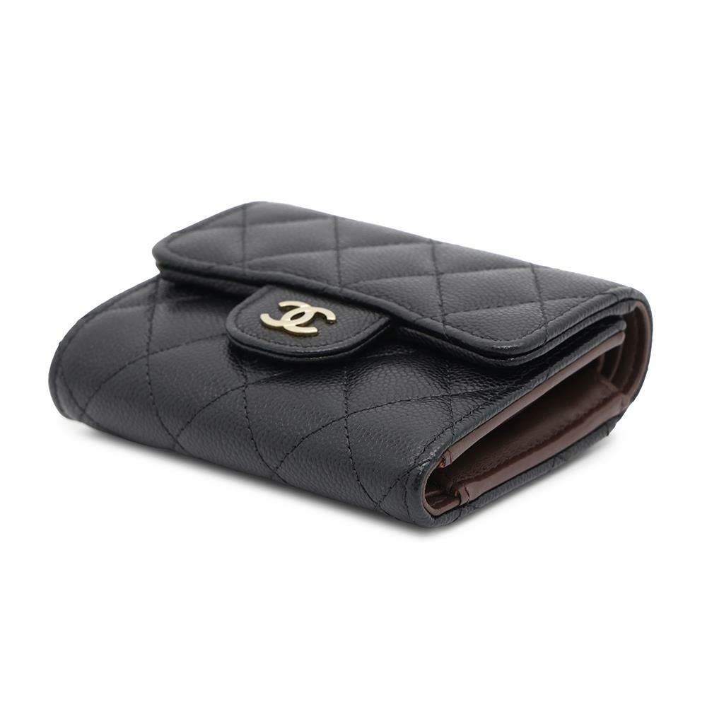 シャネル 三つ折り財布 マトラッセ ココマーク クラシック スモール フラップ ウォレット キャビアスキン AP0229 CHANEL 黒