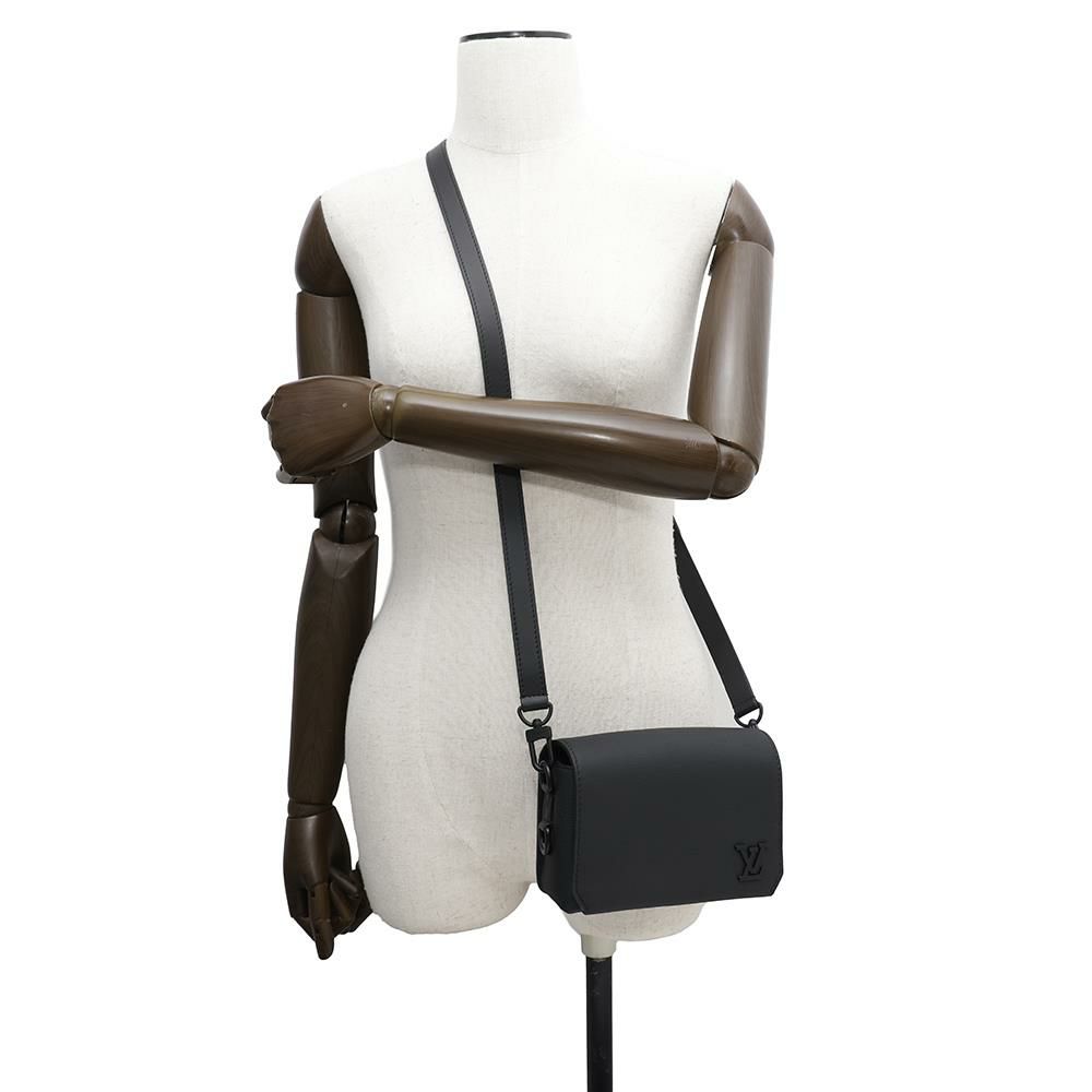 ルイヴィトン ショルダーバッグ LV アエログラム ファストライン・ウェアラブル ウォレット M82085 ブラック 黒