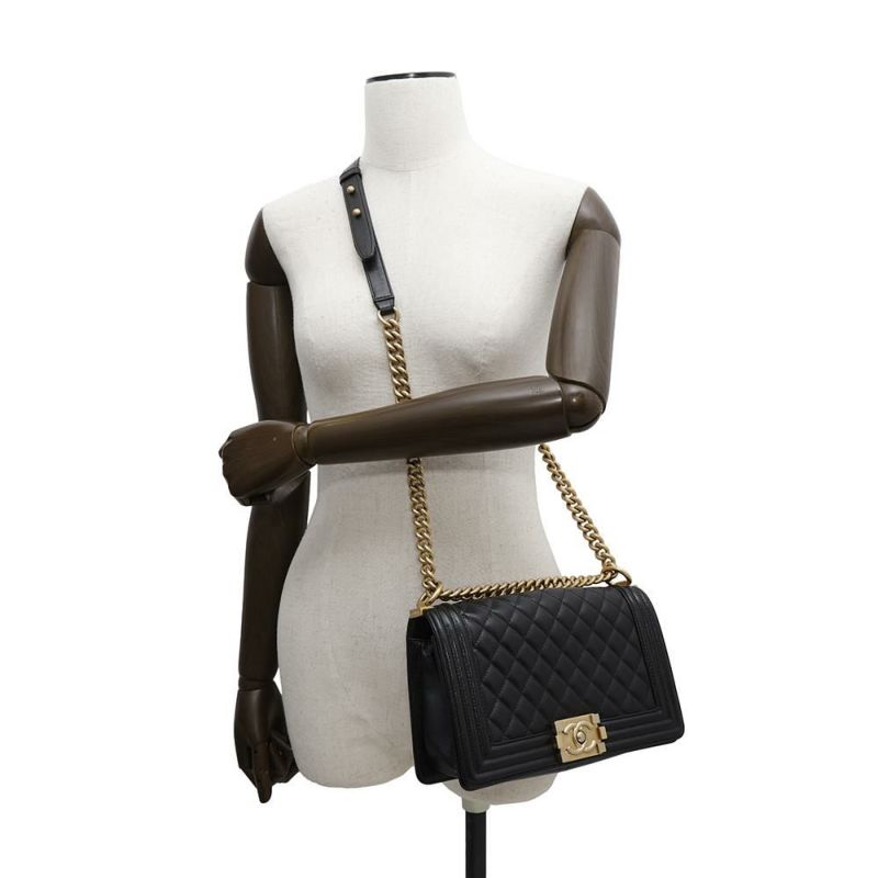 シャネル チェーンショルダーバッグ ココマーク ボーイシャネル キャビアスキン A67086 CHANEL 斜めがけ BOY CHANEL 黒