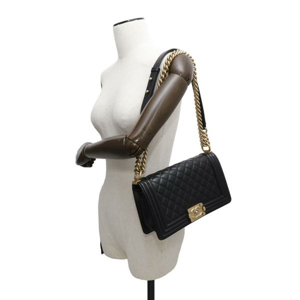 シャネル チェーンショルダーバッグ ココマーク ボーイシャネル キャビアスキン A67086 CHANEL 斜めがけ BOY CHANEL 黒