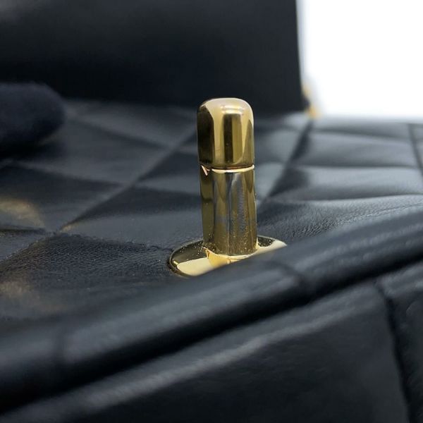 シャネル チェーンショルダーバッグ マトラッセ25 ココマーク ダイアナ ラムスキン A01165 CHANEL 黒