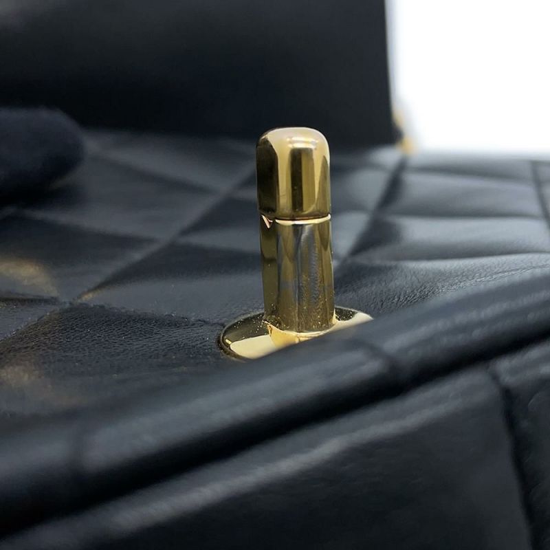 シャネル チェーンショルダーバッグ マトラッセ25 ココマーク ダイアナ ラムスキン A01165 CHANEL 黒