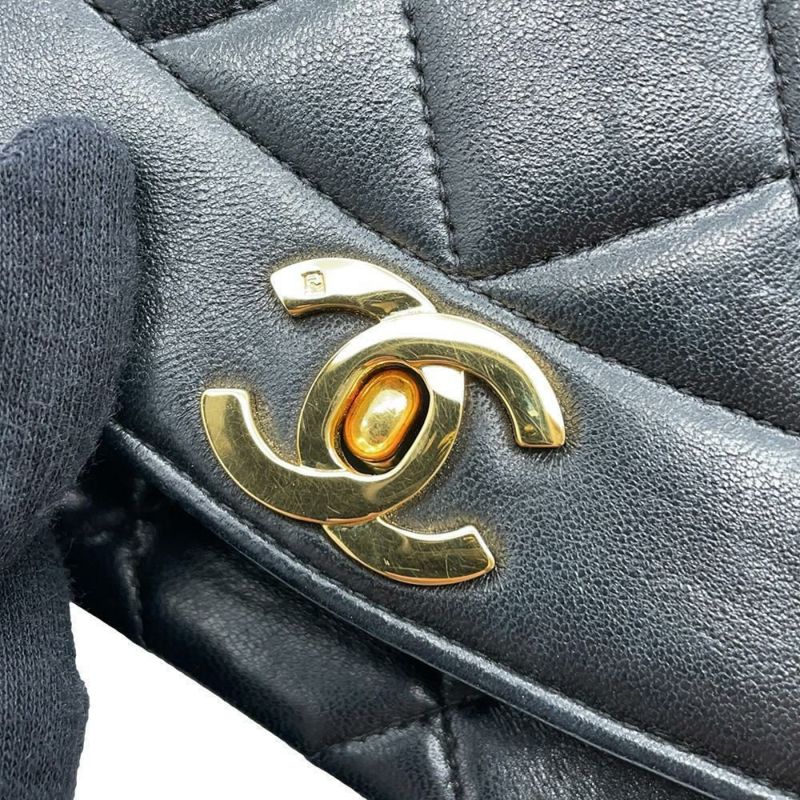 シャネル チェーンショルダーバッグ マトラッセ ココマーク ダイアナ ラムスキン A01164 CHANEL バッグ 斜め掛け 黒