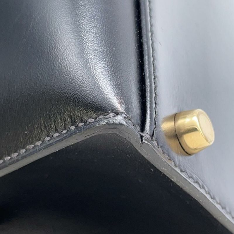 エルメス ハンドバッグ ケリー32 外縫い ブラック/ブラック/ゴールド金具 ボックスカーフ 〇W刻印 黒